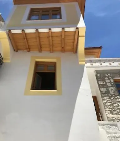 Yat Limani Tarihi Kale Ici Terasli Ev * Marmaris